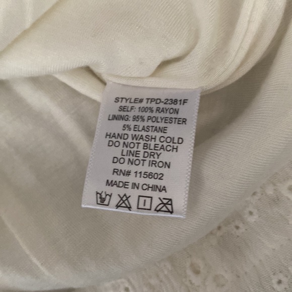 *NWOT* CJ Cruz white eyelet dress - Picture 7 of 7